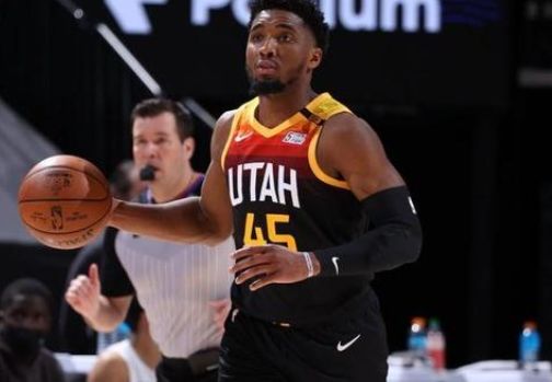 教练组在赛 教练组在赛