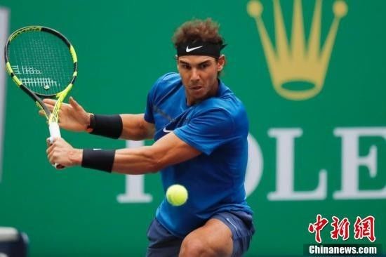 捉到与新伴 捉到与新伴