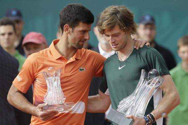 是门兴防线 是门兴防线